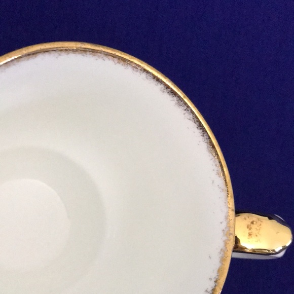 Vintage Royal Albert Old Country Roses Montrose Mug - Picture 4 of 6